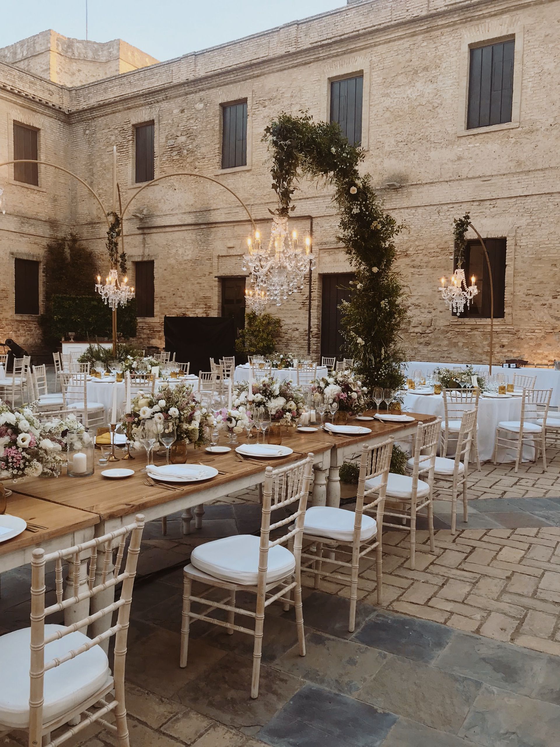 Momentos para el recuerdo con nuestro alquiler de eventos | Grupo E+U